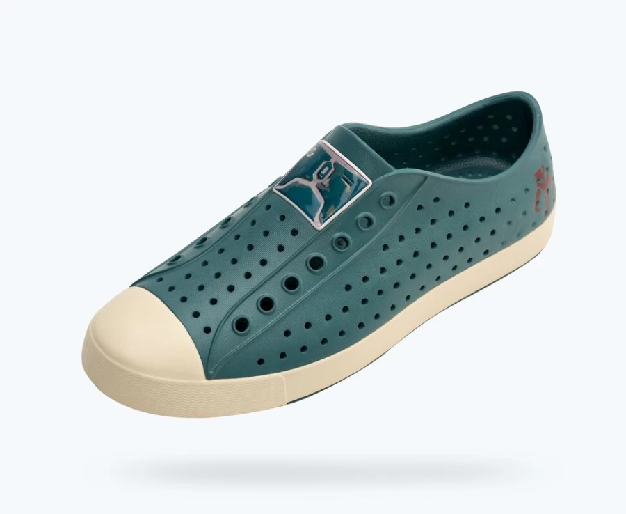 Native Shoes Women's Bounty Green/Bone White/Boba Fett Jefferson Star Wars Print Sneakers
