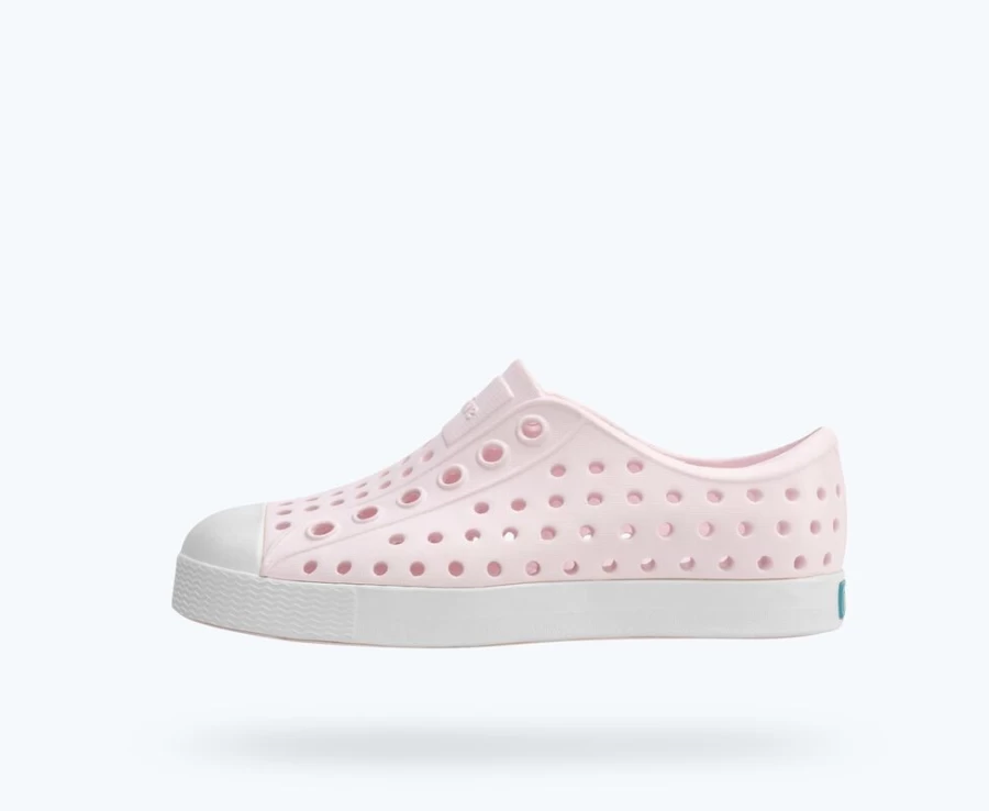 Native Shoes Jefferson Child Girls Sneakers in Milk Pink & Shell White