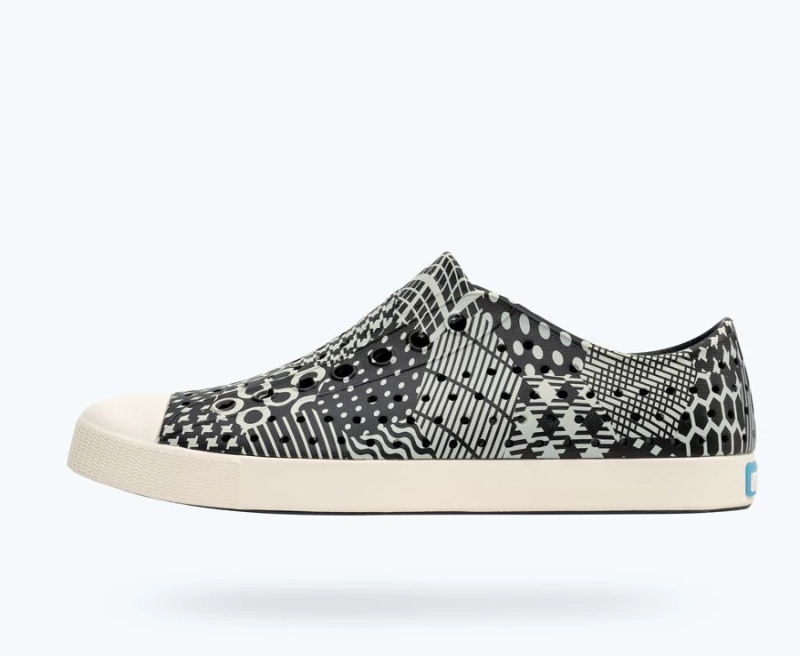 Native Shoes Jefferson Sugarlite Print Women's Sneakers in Jiffy Black/Bone White Multi Hex