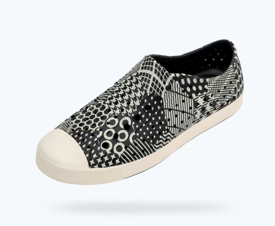 Native Shoes Jefferson Sugarlite Print Women's Sneakers in Jiffy Black/Bone White Multi Hex