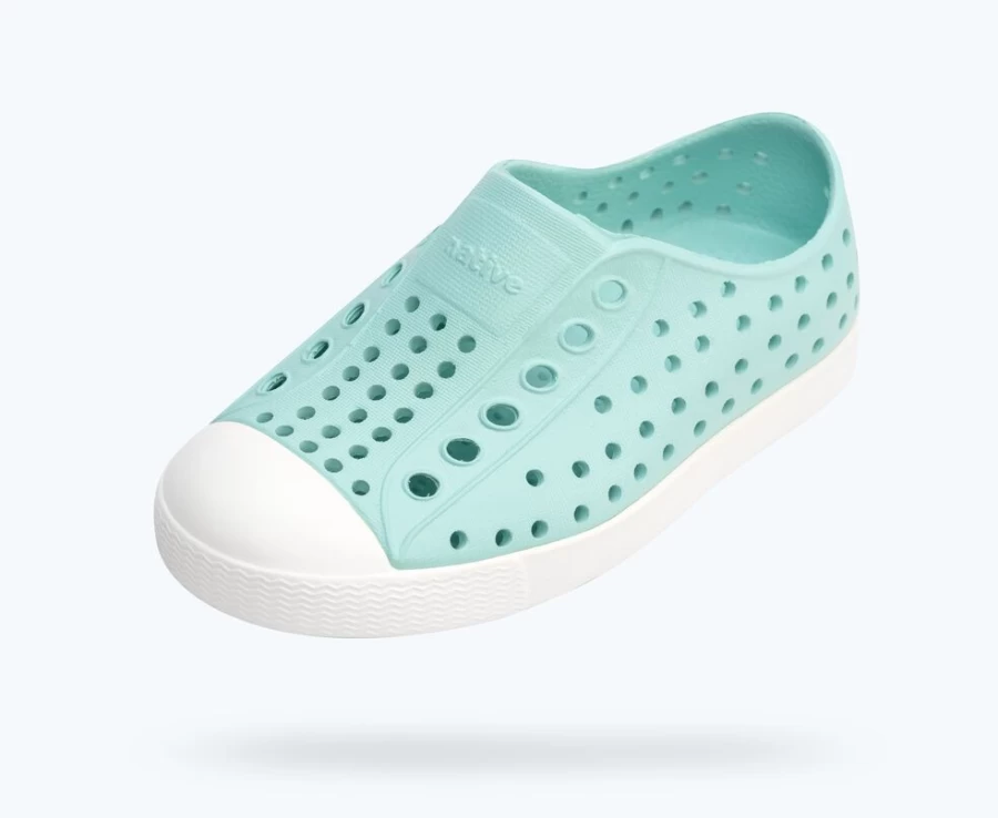 Native Shoes Jefferson Child Girls' Sneakers in Hydrangea Blue & Shell White