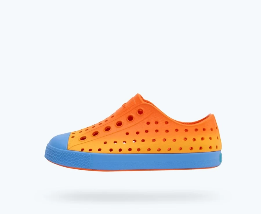 Native Shoes Jefferson Sugarlite Ombre Sneakers for Girls - Laflame Orange/Resting Blue/Laflame Spicy Ombre