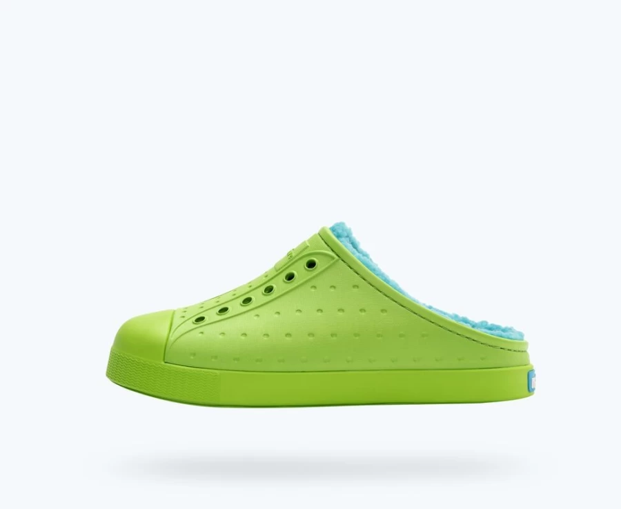 Native Shoes Jefferson Cozy Sugarlite Big Kid Sneakers for Girls in Snap Green & Maui Blue