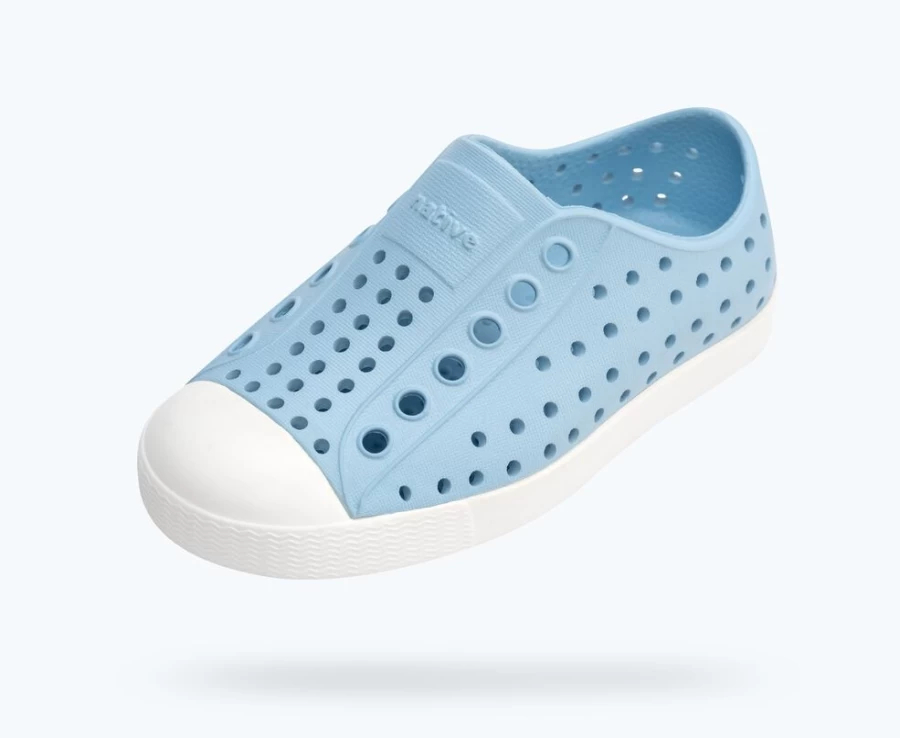 Native Shoes Jefferson Child Girls' Sneakers in Sky Blue & Shell White | Lightweight & Comfortable