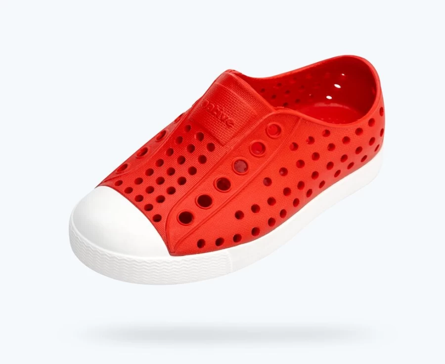 Native Shoes Jefferson Child Girls Torch Red Shell White Lightweight Sneakers