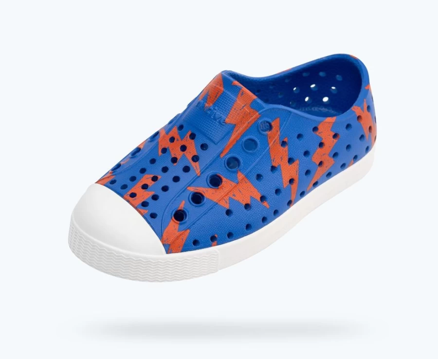 Native Shoes Jefferson Sugarlite Print Sneakers for Girls in UV Blue/Shell White/Laflame Lightning