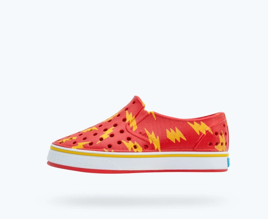 Native Shoes Sugarlite Print Child Sneakers for Boys - Hyper Red/Shell White/Crayon Lightning Colors