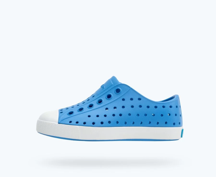 Native Shoes Jefferson Child Resting Blue/Shell White Girls' Lightweight Sneakers